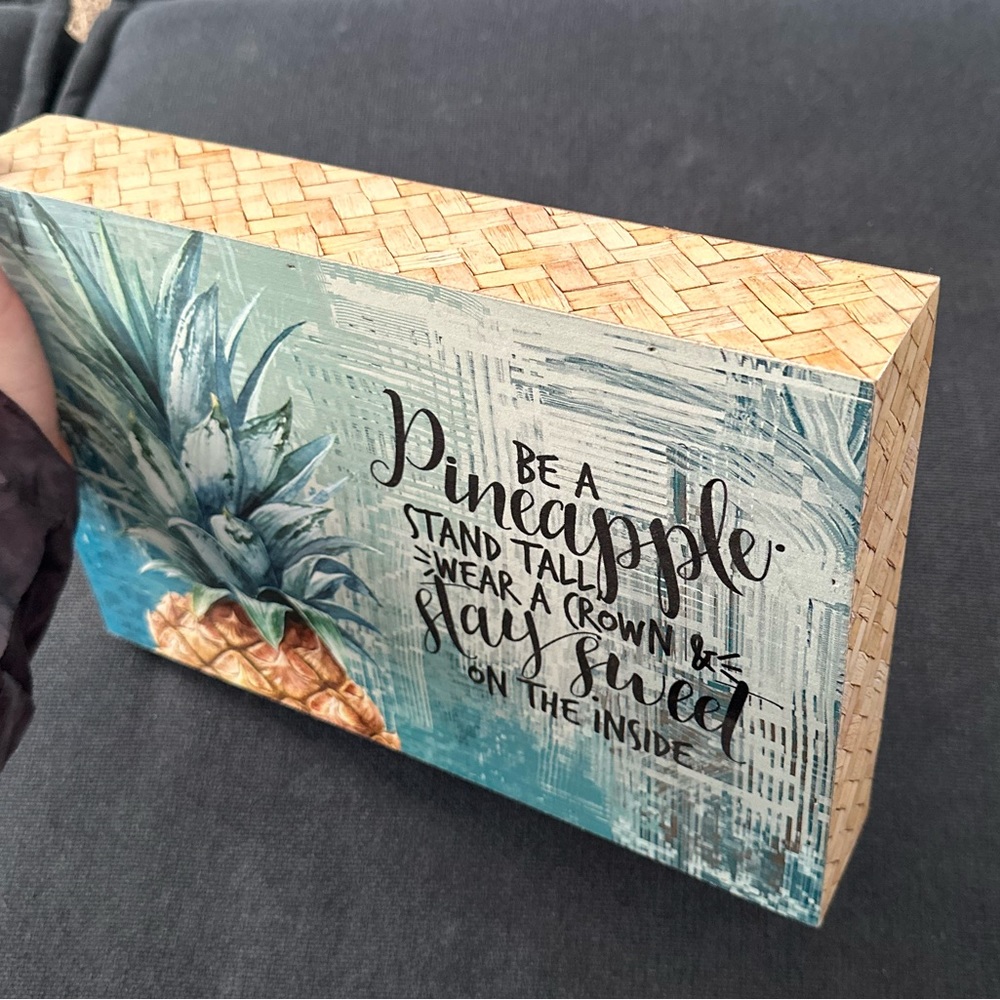 Beach Pineapple Decor